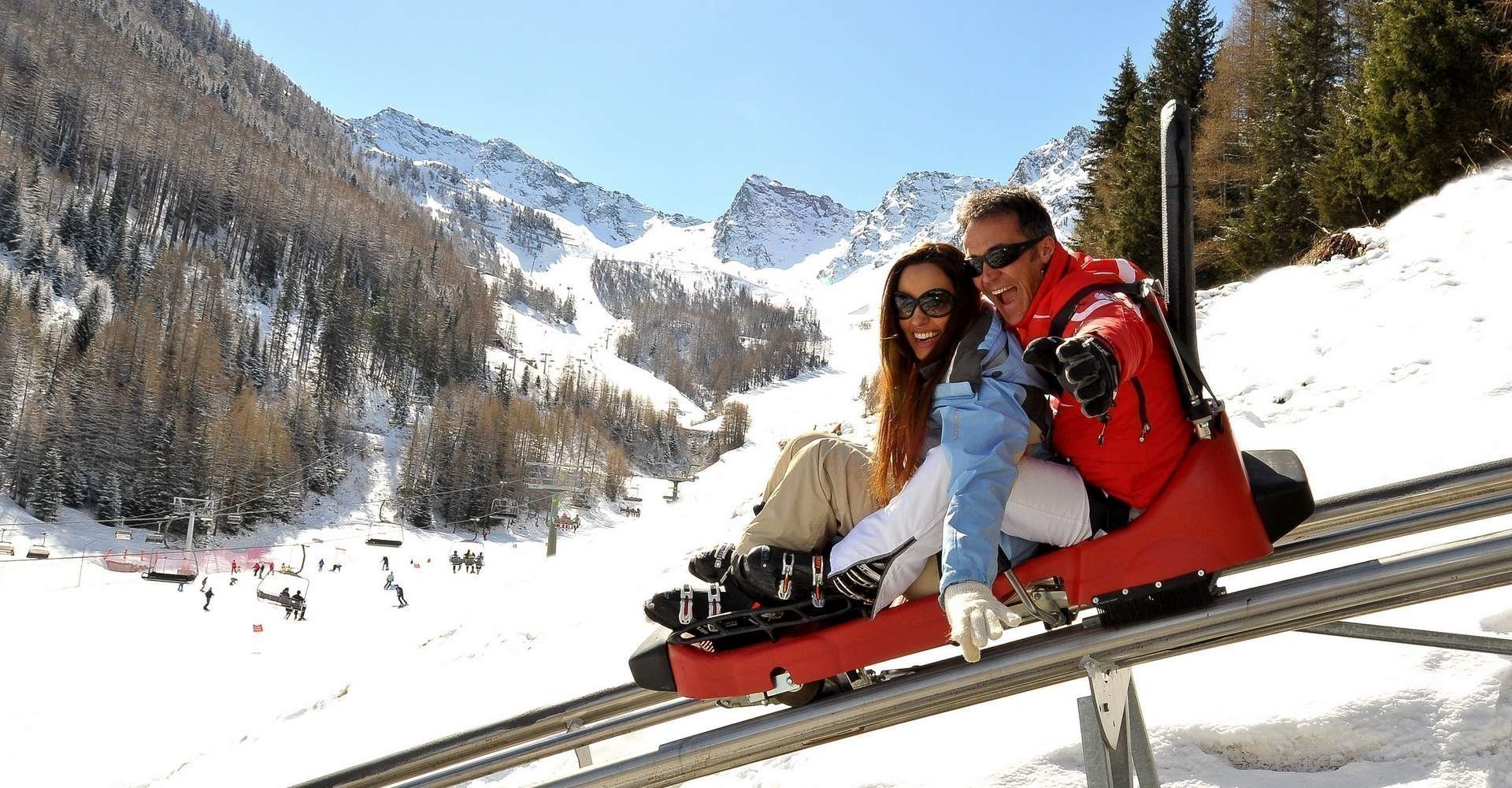 Sledging & tobogganing