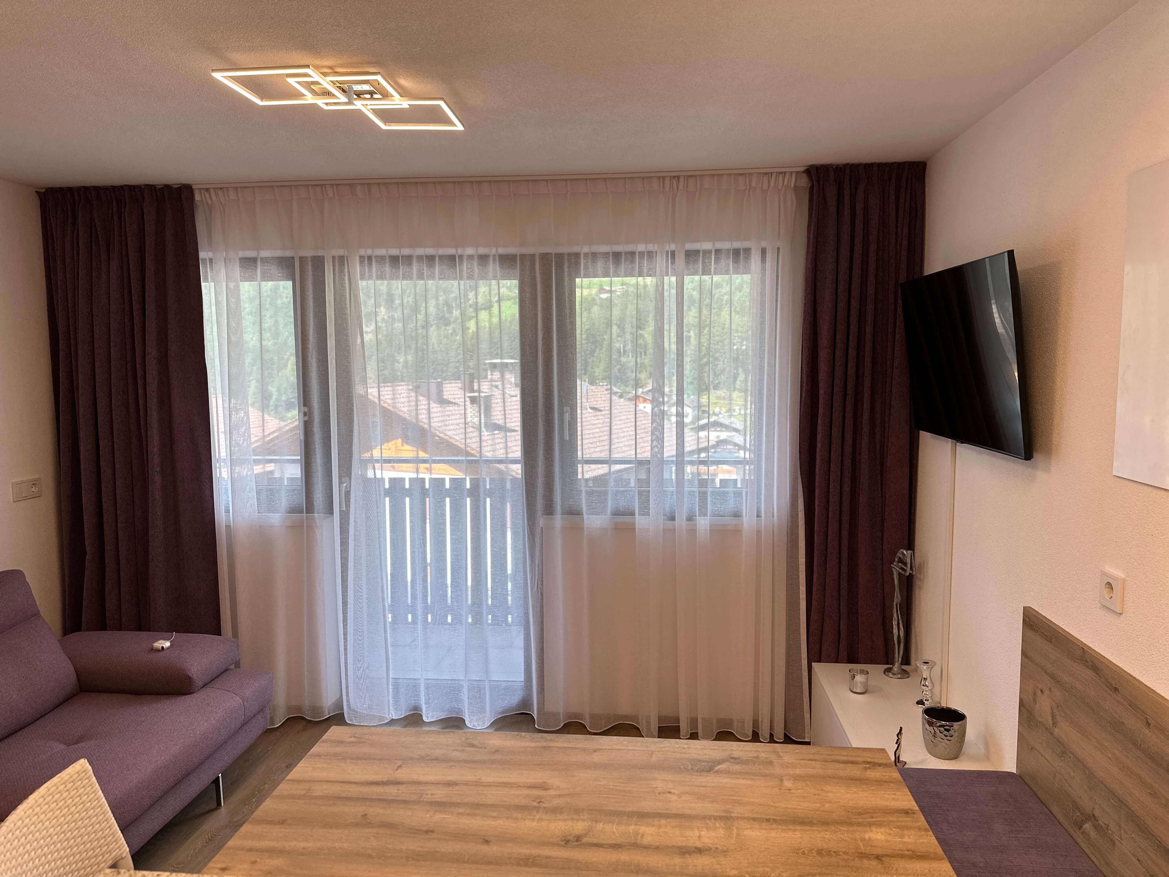 Mountain View Dorfblick Apartment - St. Johann